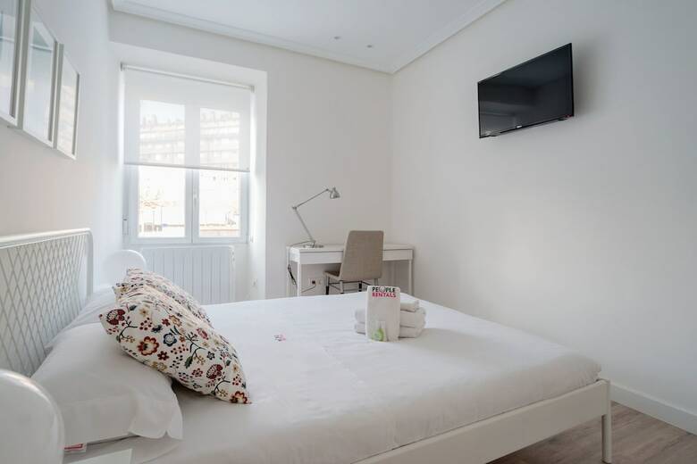 Apartamento Atenea By People Rentals