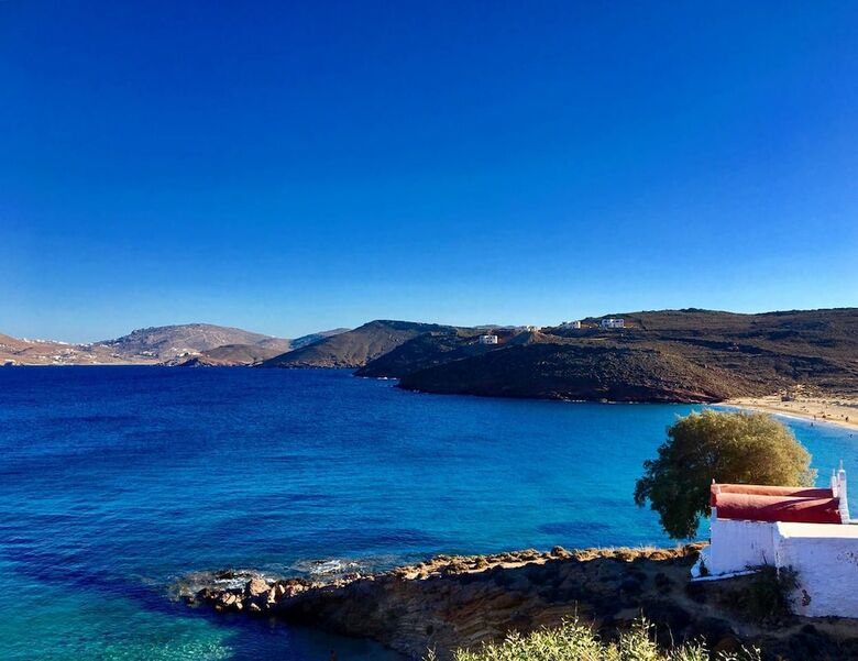 Zeus Seafront Villa