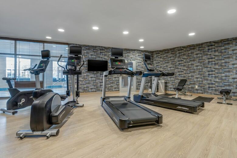 Cambria Hotel West Orange