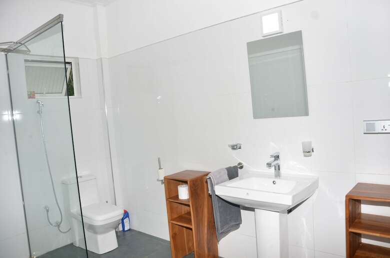 Hotel Anuhas Airport Villas