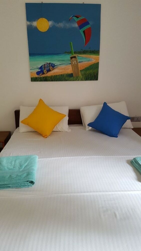 Hotel Anuhas Airport Villas