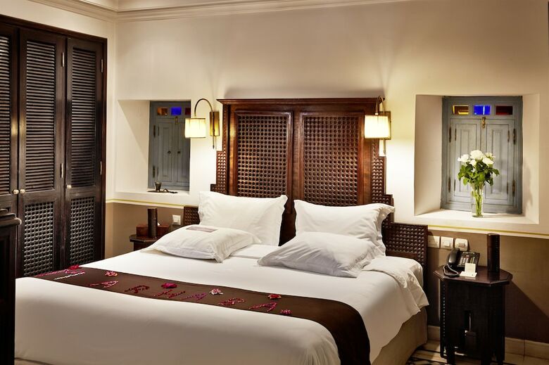 Hotel Heure Bleue Palais