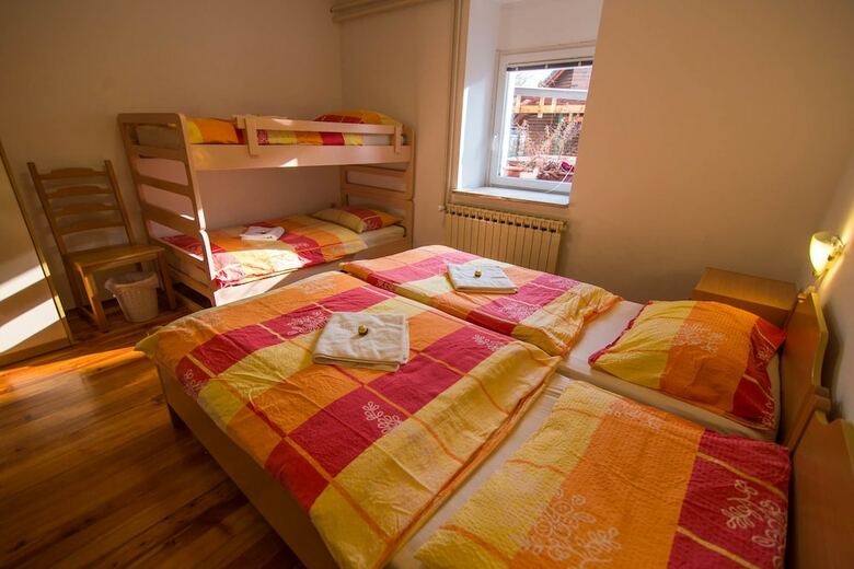 Apartments Mraki?