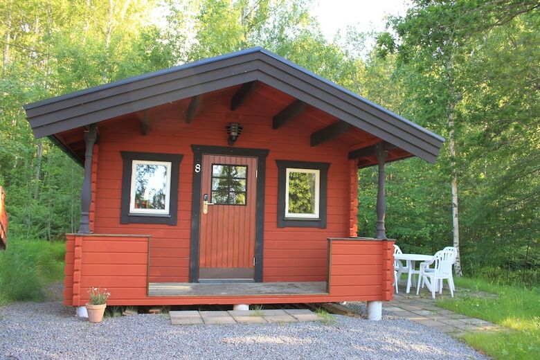 L�ngsj�n Stugor & Camping
