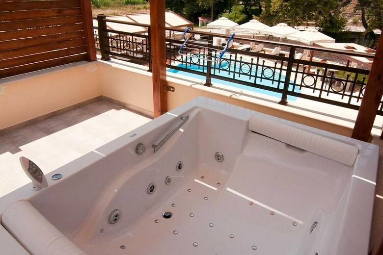 Riviera Perdika Hotel