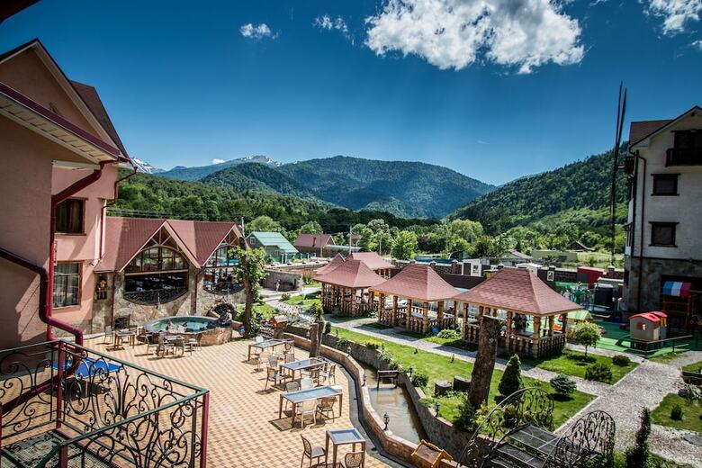 Abago Mountain Hotel