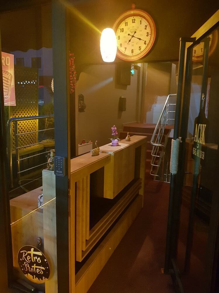 Posada Retro Suites
