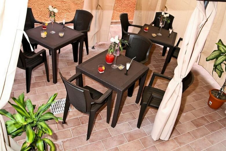 Villa Marogna Rooms And Breakfast