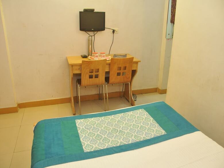 Oyo 3061 Hotel de Pintu