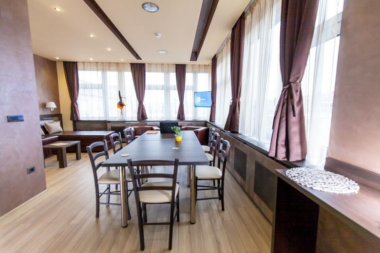 Apartamentos Amarilis 717
