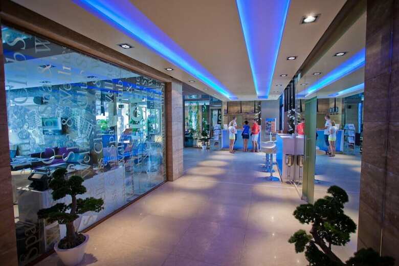 Hotel Harmony Suites 2&3