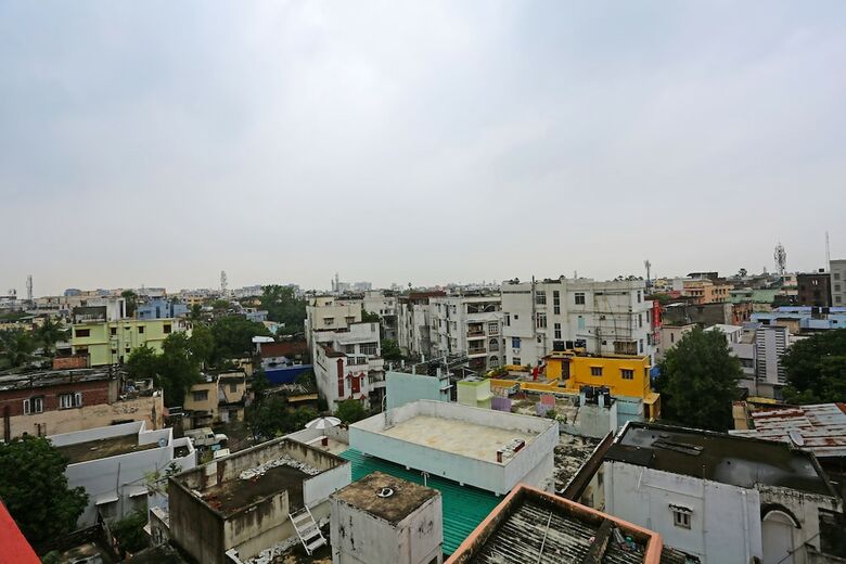 Hotel Oyo 10456 A R Residency