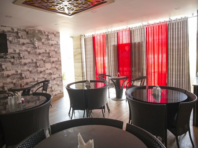 Oyo 5005 Shree Anaya Boutique Hotel