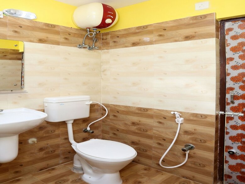 Hotel Oyo 9958 Laxmi Resort