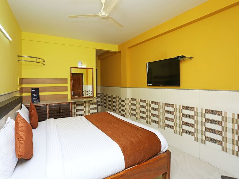 Hotel Oyo 9958 Laxmi Resort