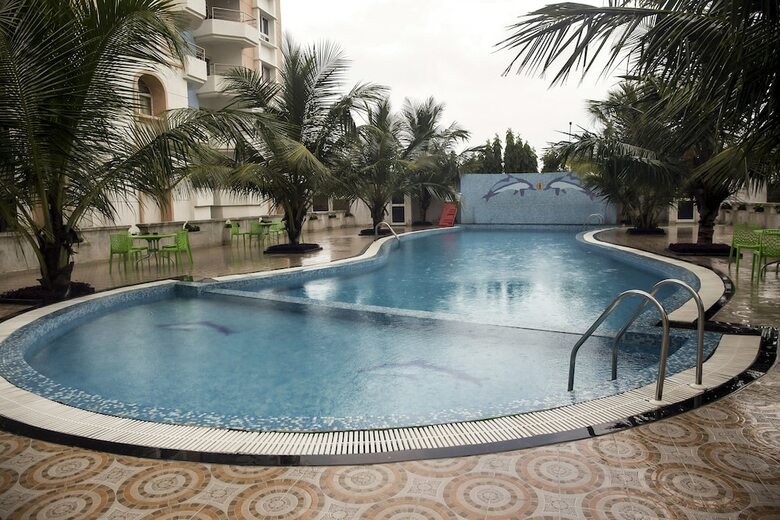 Hotel Oyo 7637 Near Lighthouse