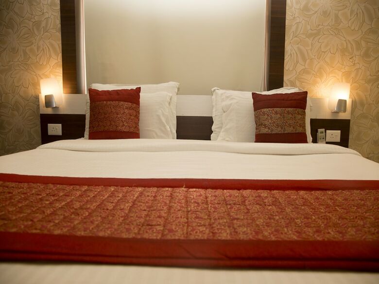 Hotel Oyo 7637 Near Lighthouse