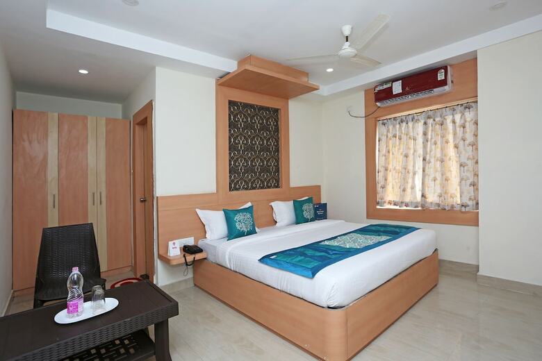 Oyo 9048 Hotel Lucifer