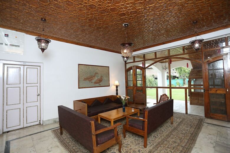 Oyo 5735 Hotel Ashai