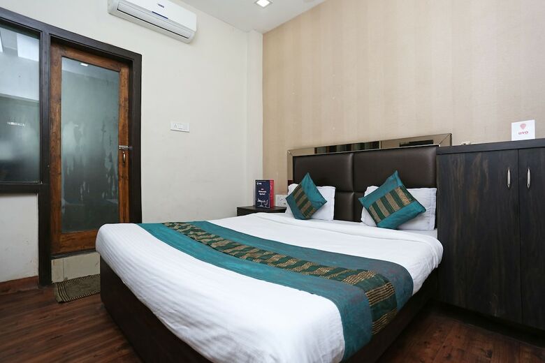 Oyo 6325 Hotel Kiran
