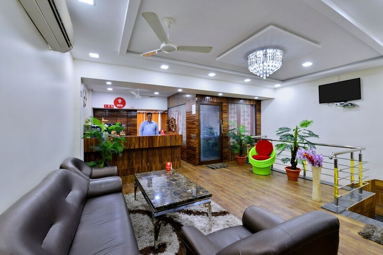 Oyo 10125 Hotel Anandam