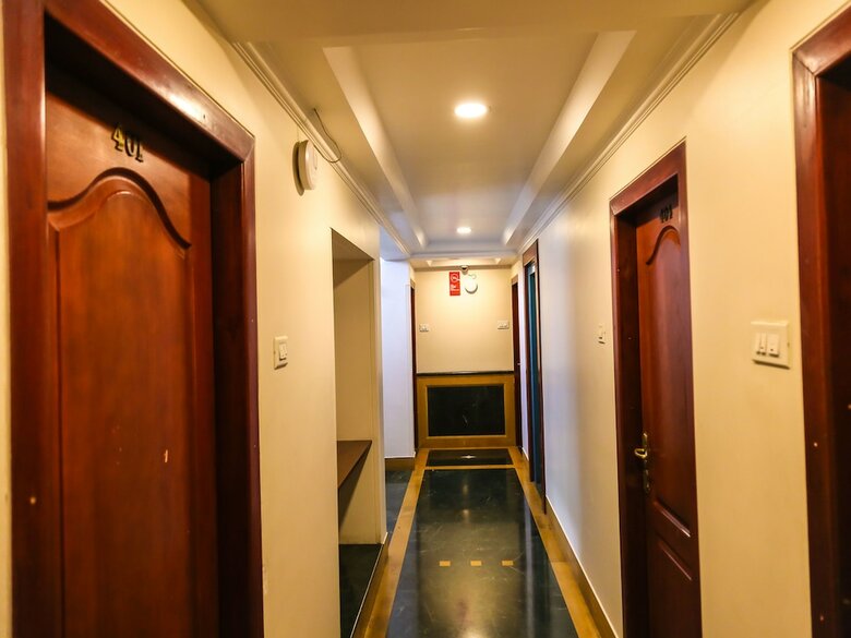 Oyo 9225 Hotel Lotus