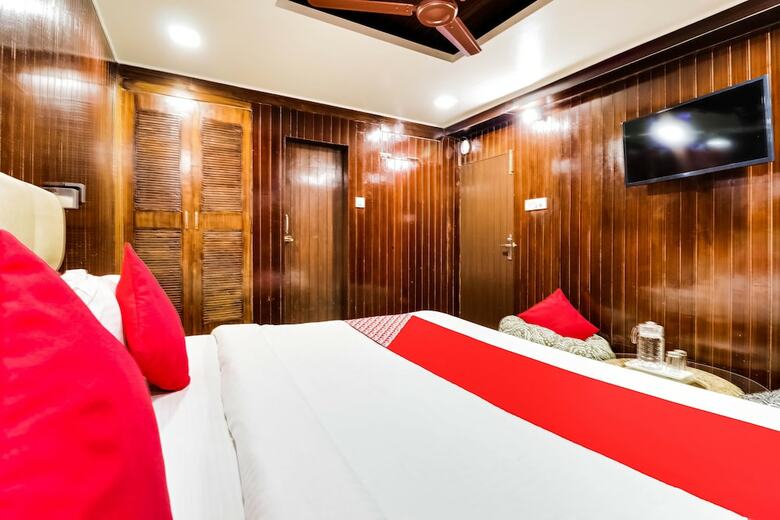 Oyo 3361 Hotel Kapital