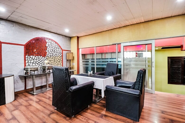 Oyo 3361 Hotel Kapital