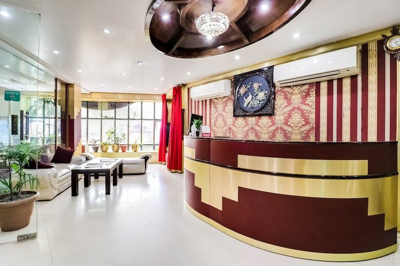 Oyo 3361 Hotel Kapital