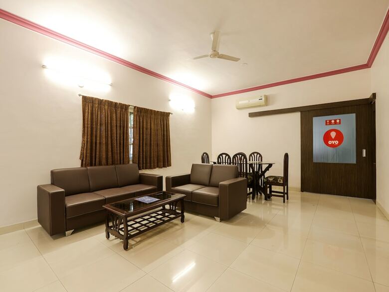 Hotel Oyo 10031 Wind Chimes Boutique Guest House