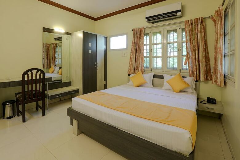 Hotel Oyo 10031 Wind Chimes Boutique Guest House