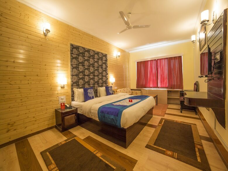 Oyo 5174 Hotel Pamposh