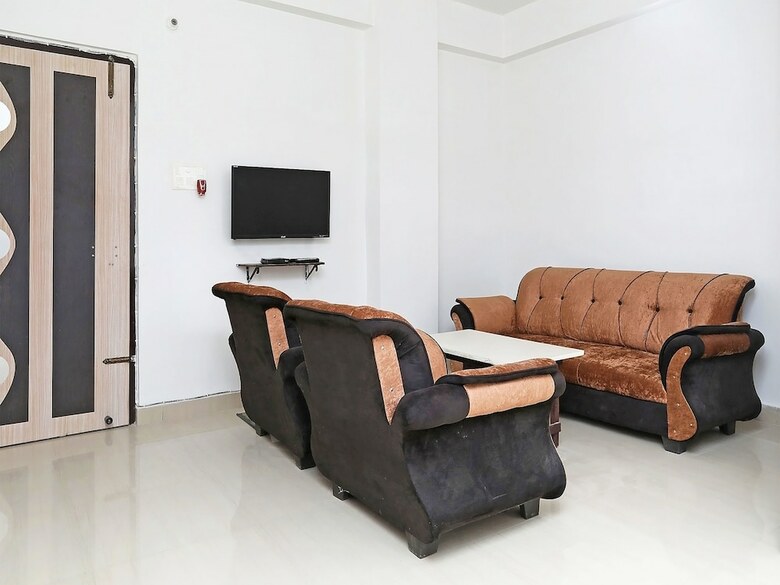 Oyo 9675 Hotel Galaxy