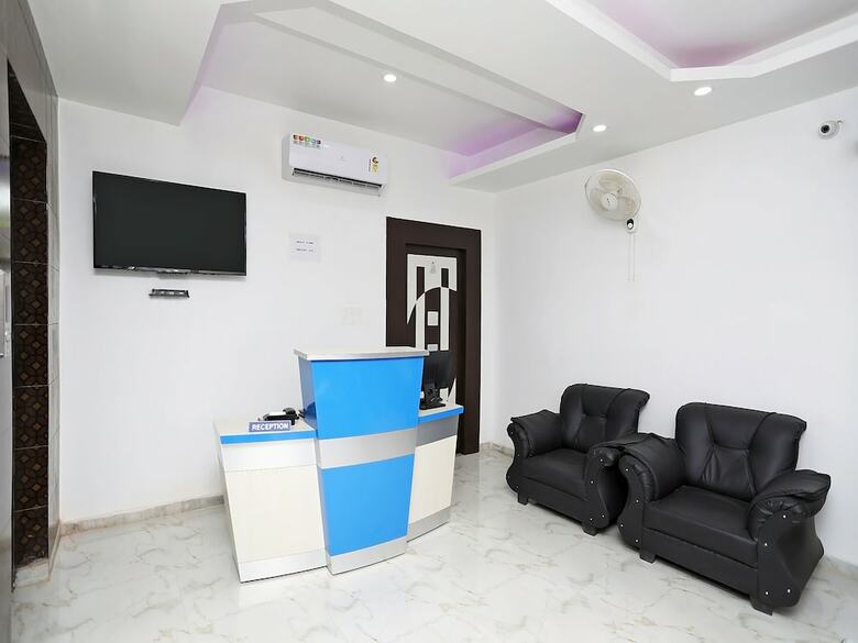 Oyo 9675 Hotel Galaxy