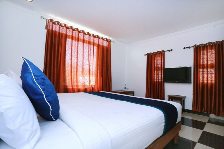 Oyo 10783 Hotel River Moon