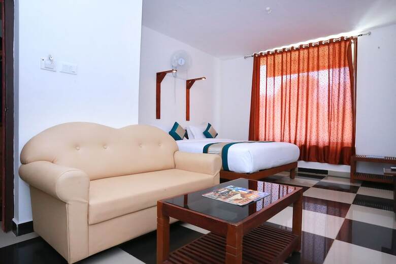 Oyo 10783 Hotel River Moon