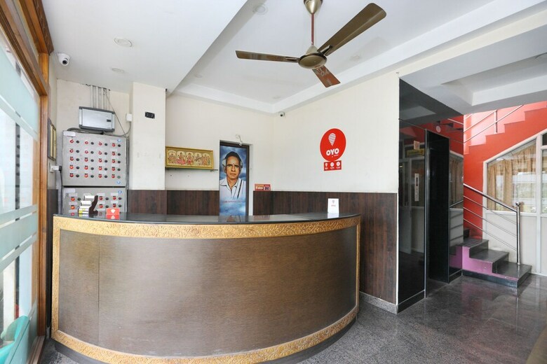 Oyo 6637 Hotel Bvn Grand