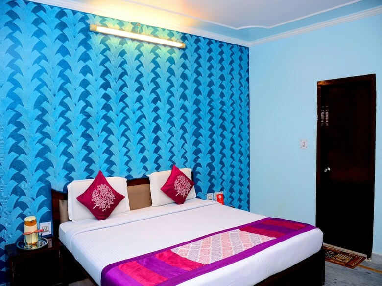 Oyo 3071 Hotel Kamesh Hut