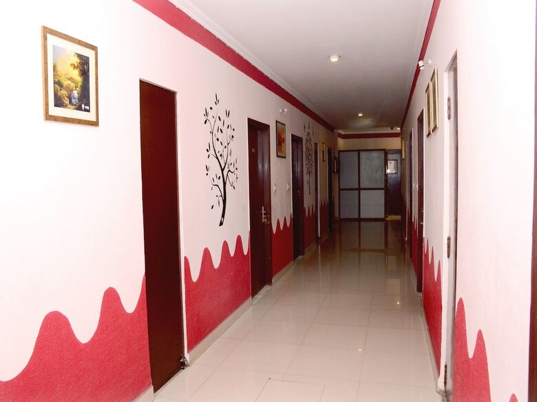 Oyo 3071 Hotel Kamesh Hut