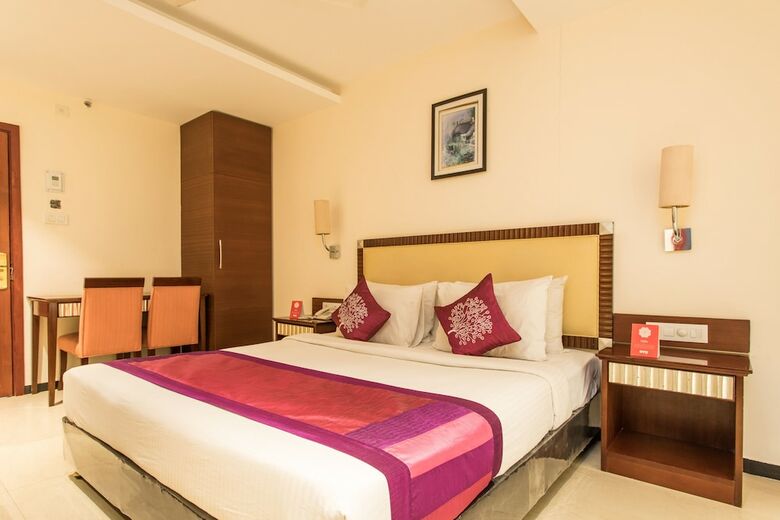 Oyo 10215 Hotel Nandi