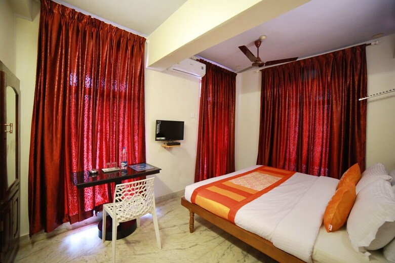 Oyo 5344 Hotel Oasis