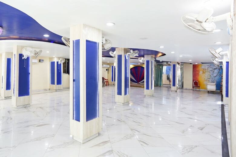 Oyo 4101 Hotel D P International