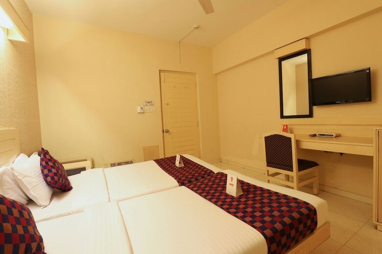 Oyo 9512 Hotel Tulsi
