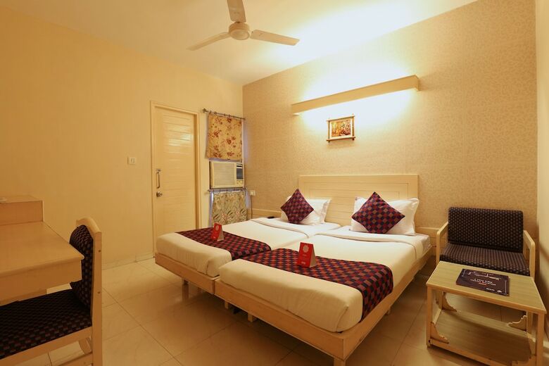 Oyo 9512 Hotel Tulsi