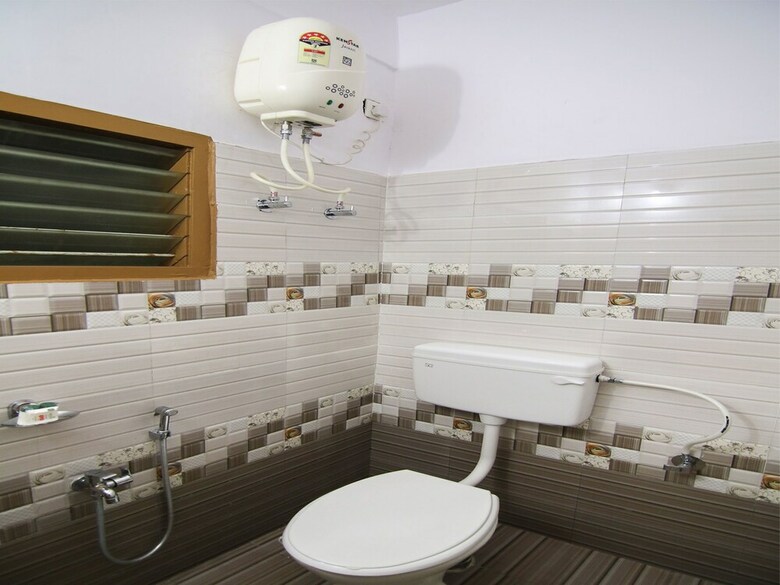 Hotel Oyo 10043 Srk Guesthouse