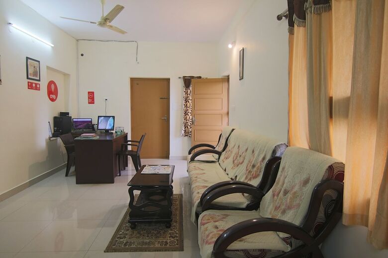 Hotel Oyo 10043 Srk Guesthouse