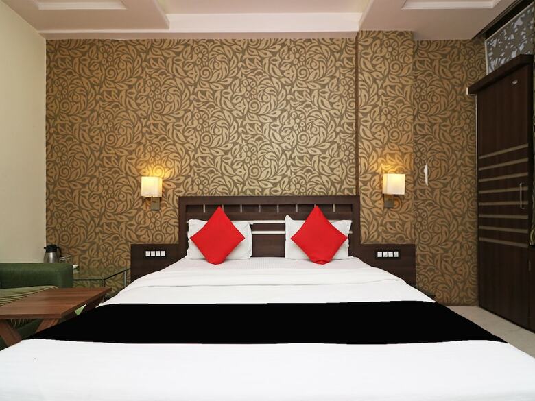 Hotel Capital O 4010 Puja Residency