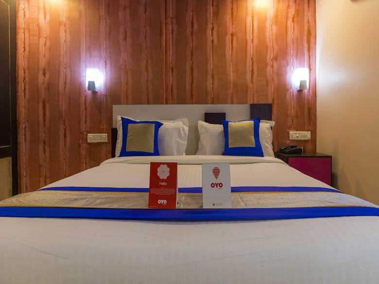 Oyo 9930 Hotel Avs Residency