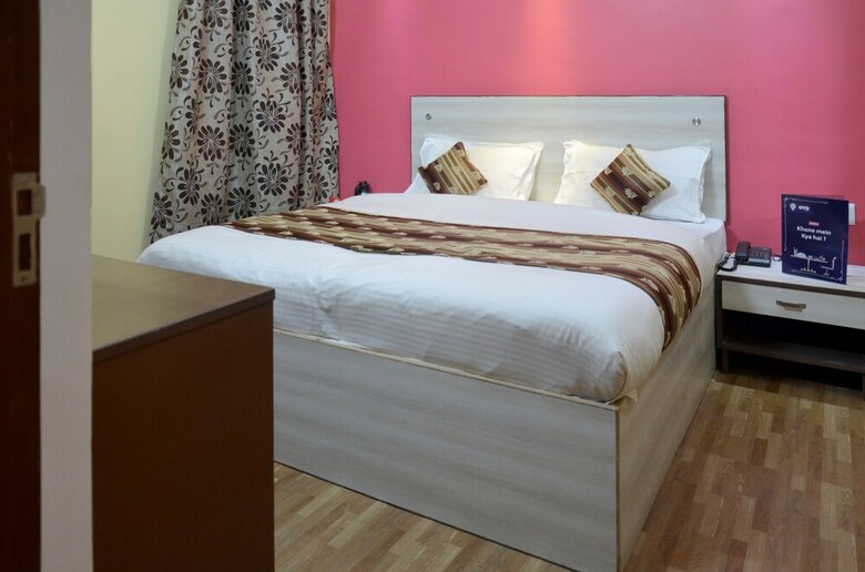 Oyo 9832 Hotel Bleue Mont