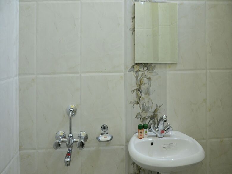 Oyo 9832 Hotel Bleue Mont
